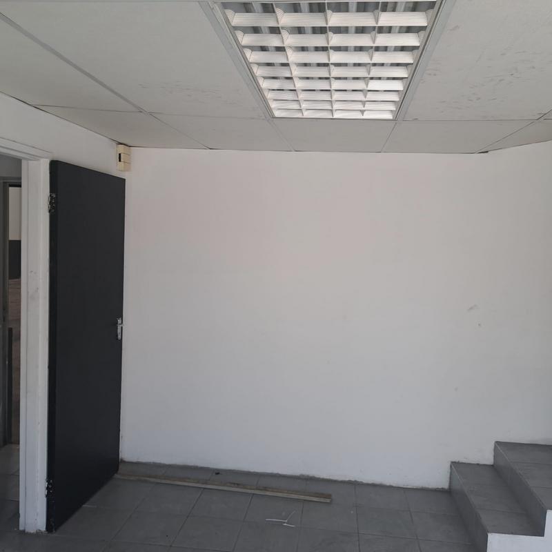 To Let commercial Property for Rent in Sidwell Eastern Cape